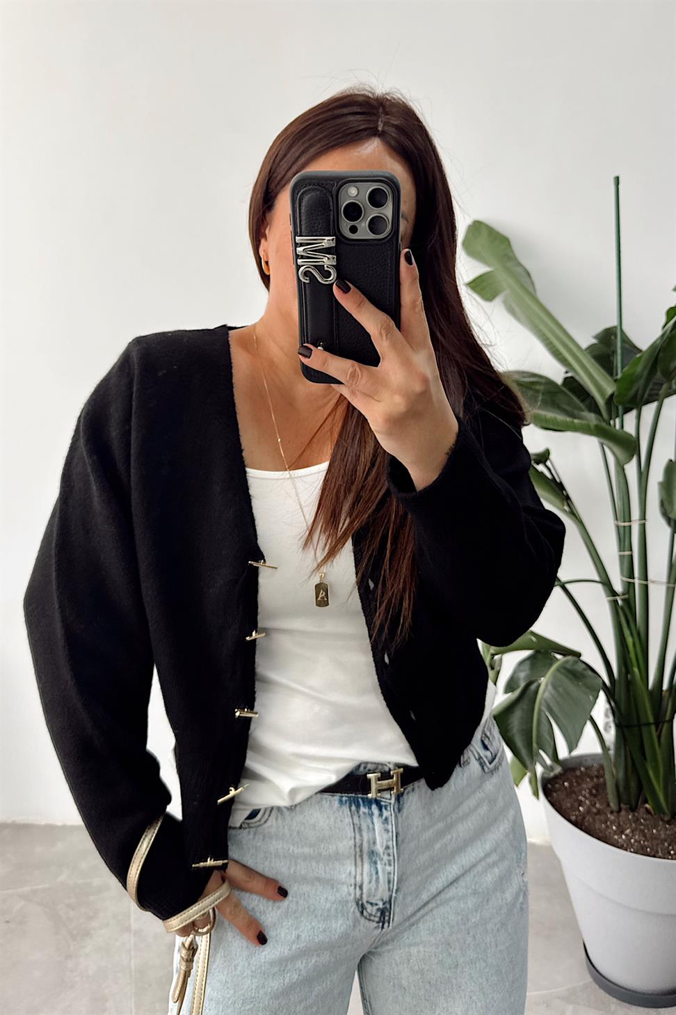 Gold Düğmeli Yarasa Model Triko Hırka Siyah