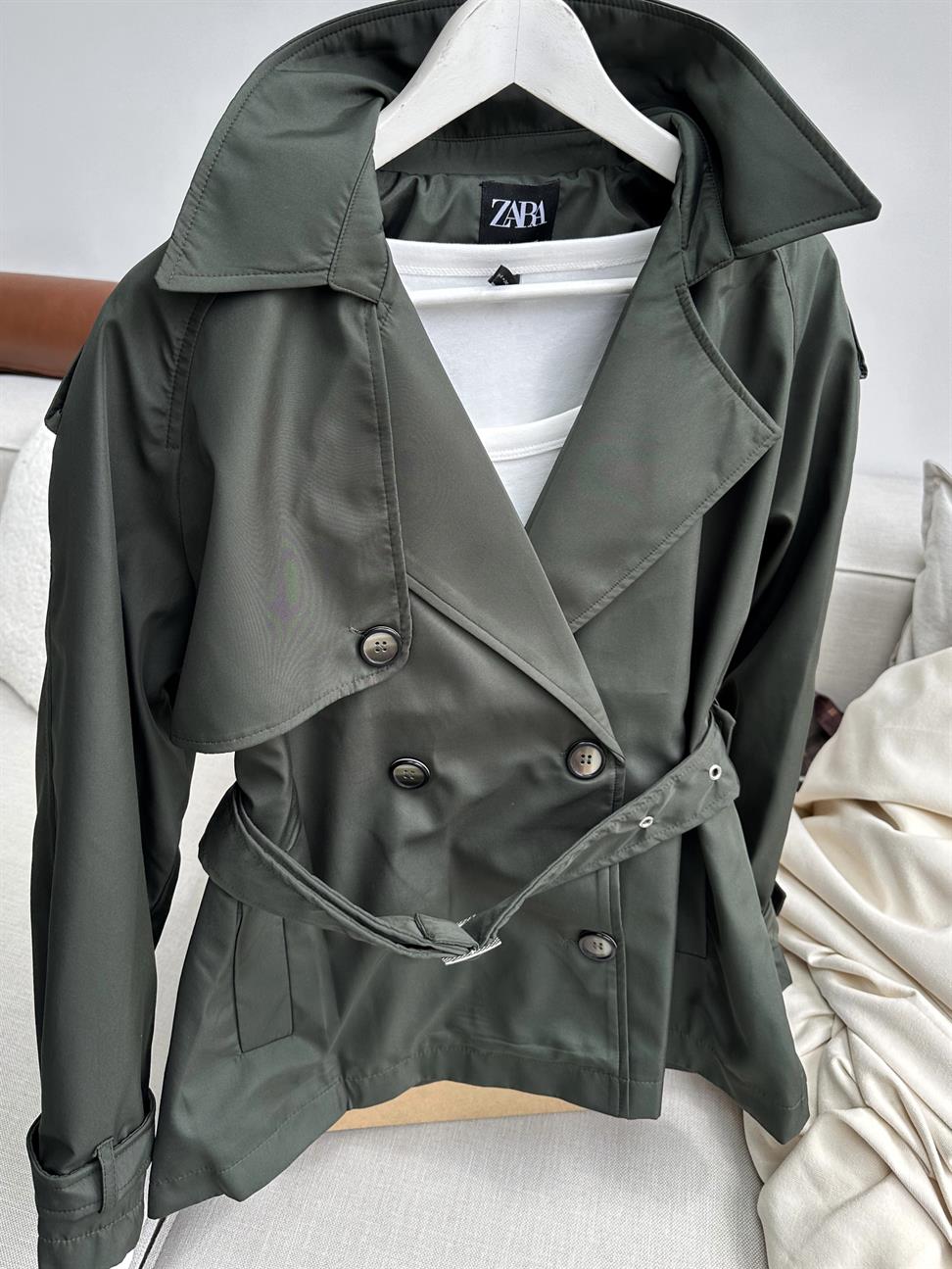 Haki Kuşaklı Kısa Trençkot