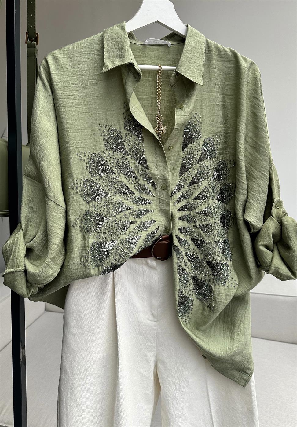 Haki Serpme Boncuk ve Pul İşlemeli Eftelya Gömlek