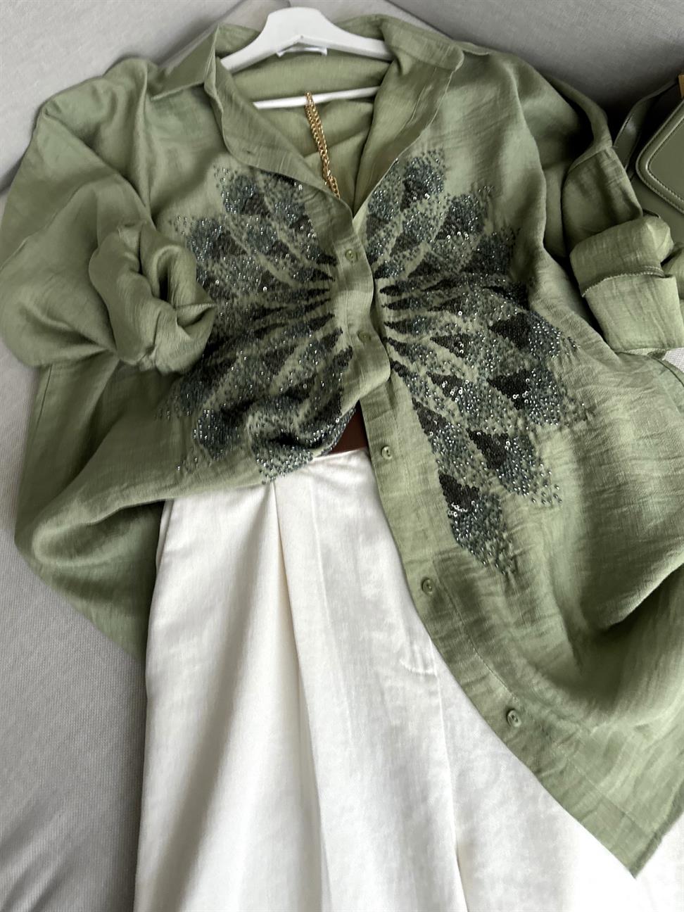 Haki Serpme Boncuk ve Pul İşlemeli Eftelya Gömlek