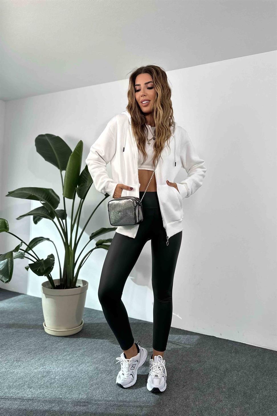 Cep Detay Kapşonlu Kadın Sweatshirt Beyaz