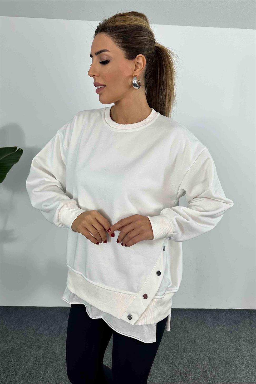 İçi Şardonlu Çıtçıt Detay Kadın Sweatshirt Beyaz