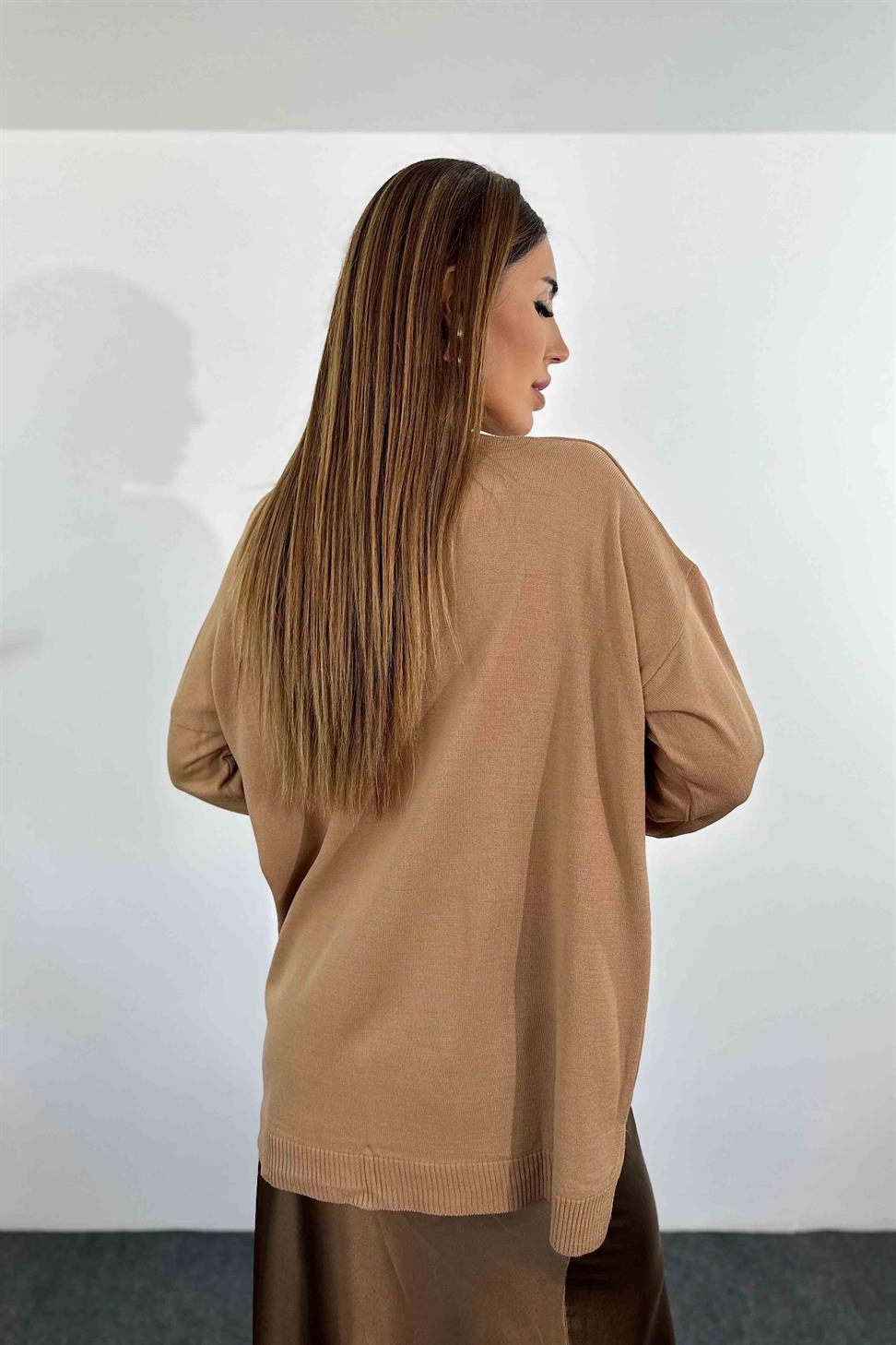 İnce Akrilik Örme Oversize Kadın Kazak Vizon