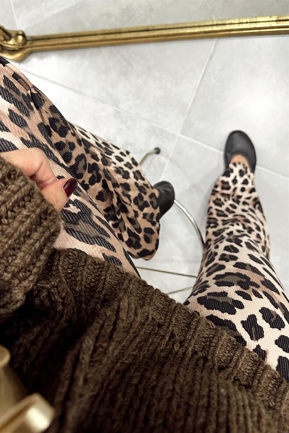 İnce Fitil Detaylı Likralı Leopar İspanyol Pantolon Ekru