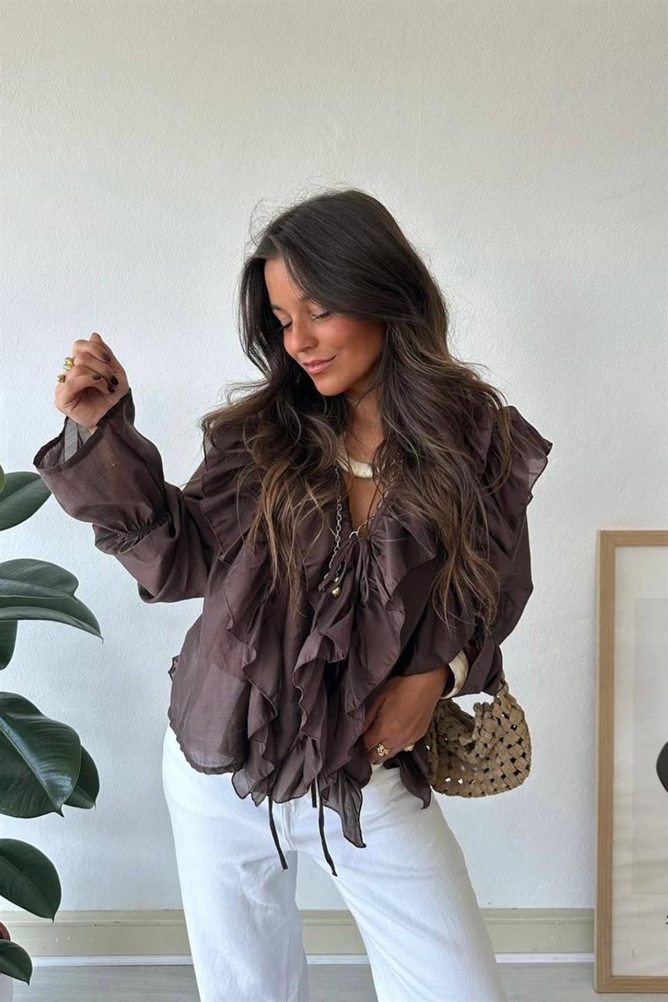 İp Bağlamalı Fırfır Detaylı Gömlek Acı Kahve