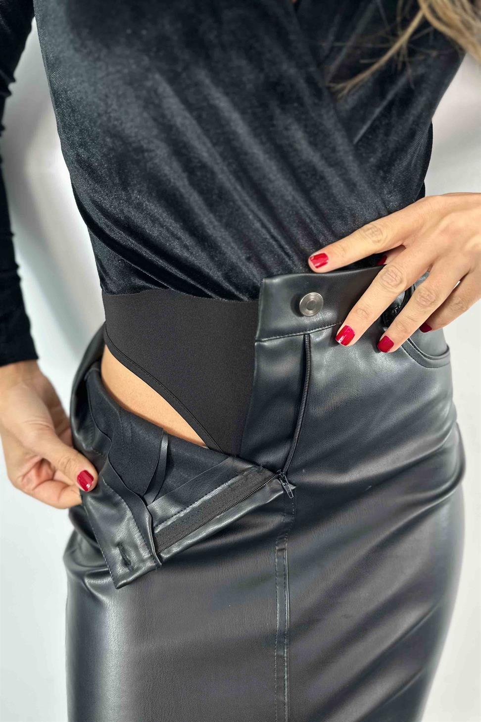 Kadife Kumaş Kruvaze Body Suit Siyah