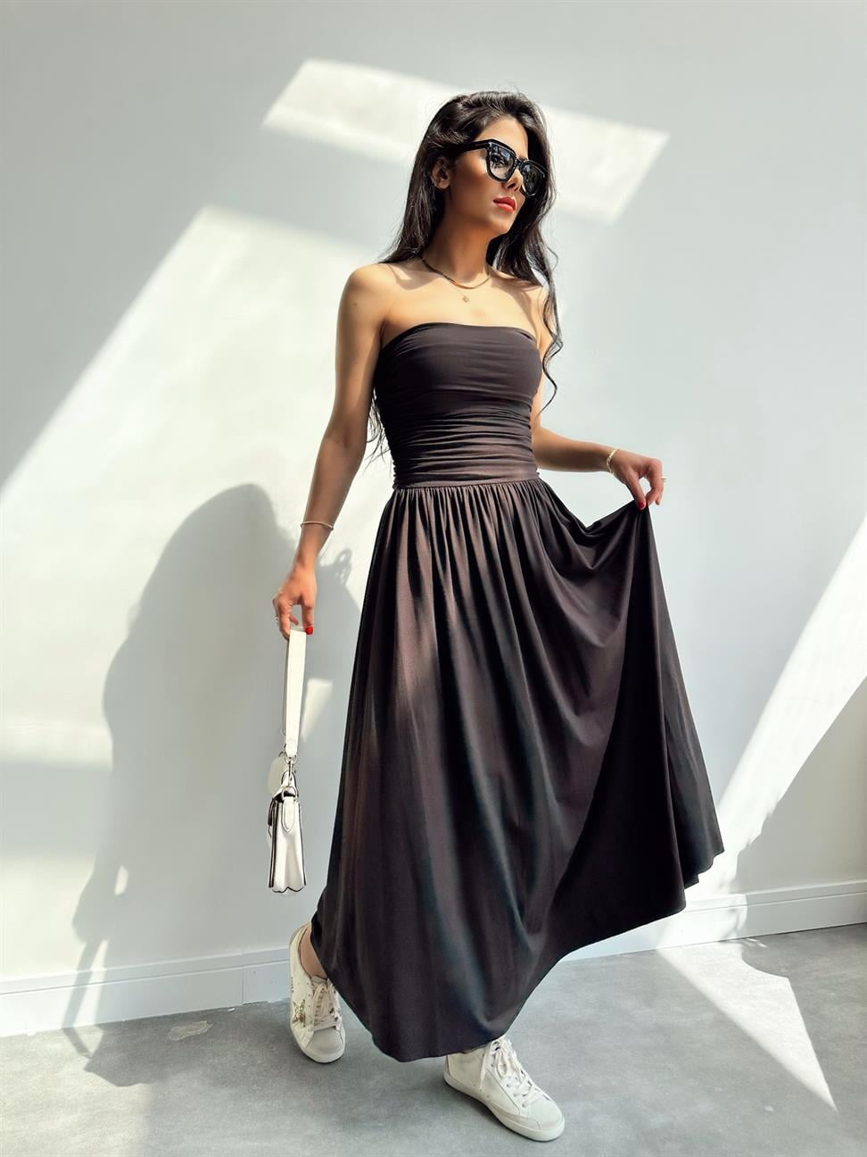 Kahve Büzgülü Straplez Maxi Elbise