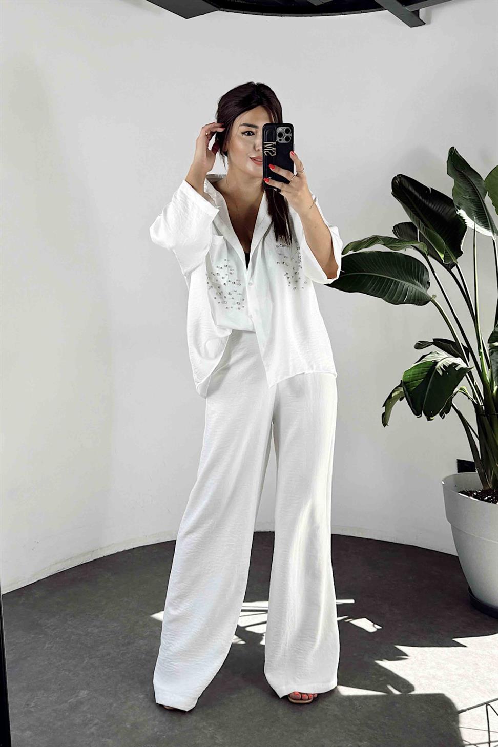 Keten Kumaş Taş Detaylı Gömlek Pantolon Takım Beyaz