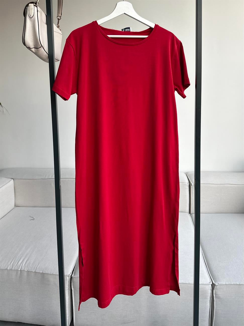 Kırmızı Çift Yırtmaçlı Pamuk Penye Elbise