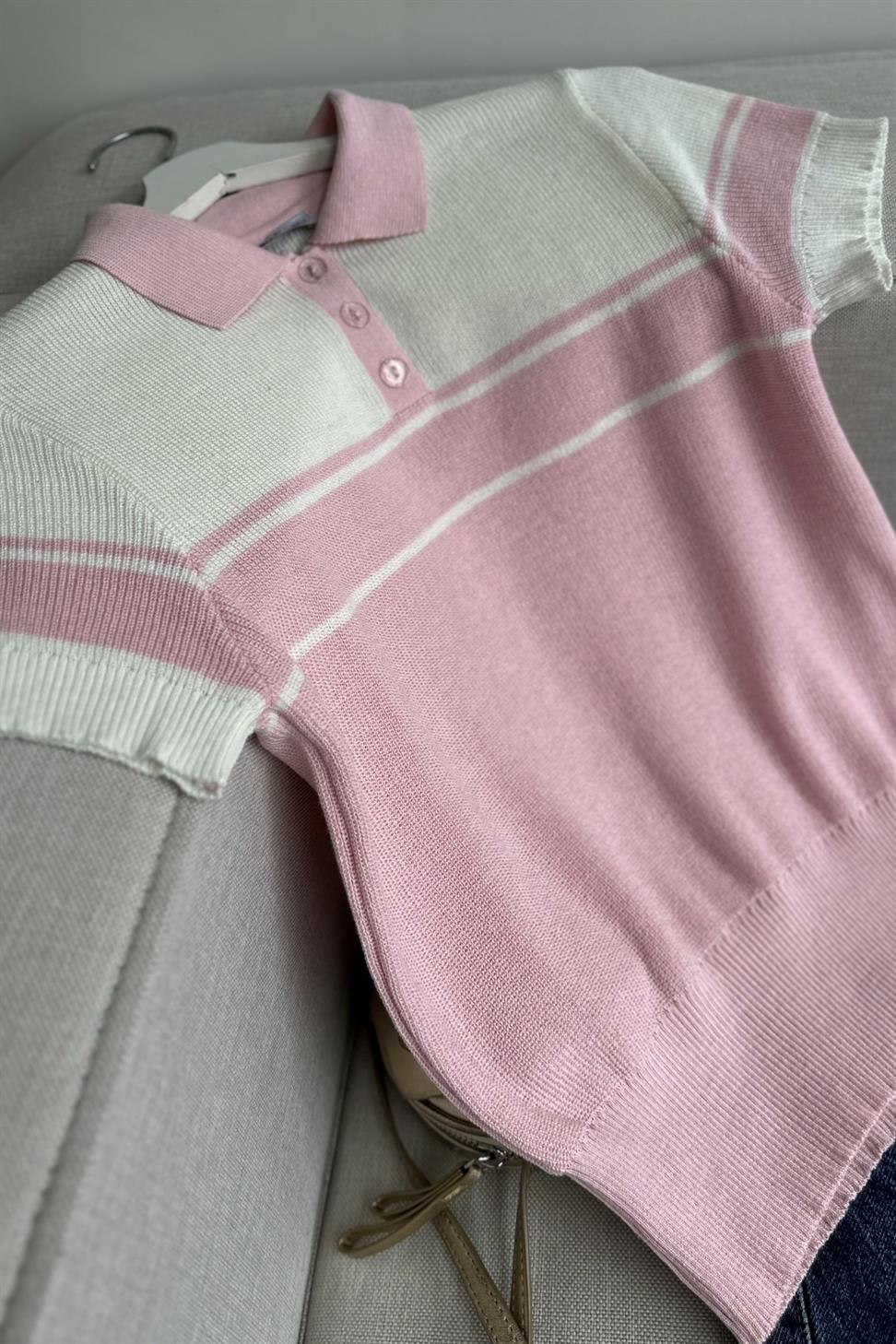Kısa Kollu Çizgili Polo Yaka Triko Bluz Pembe