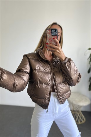 Kısa Tasarım Kadın Şişme Mont Bronz