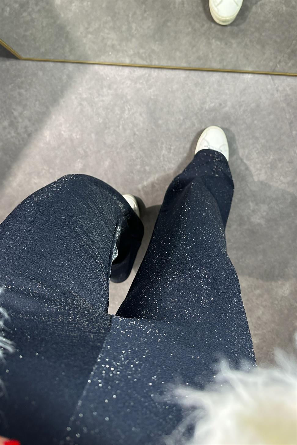 Krep Kumaş Sim Detaylı Pantolon Lacivert