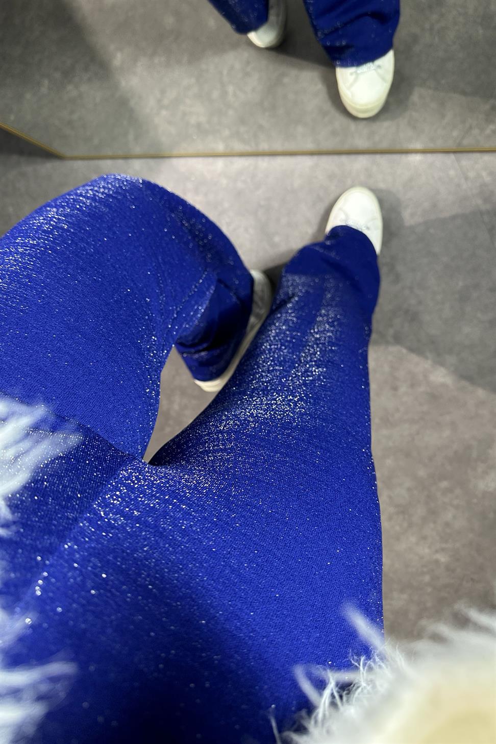 Krep Kumaş Sim Detaylı Pantolon Saks