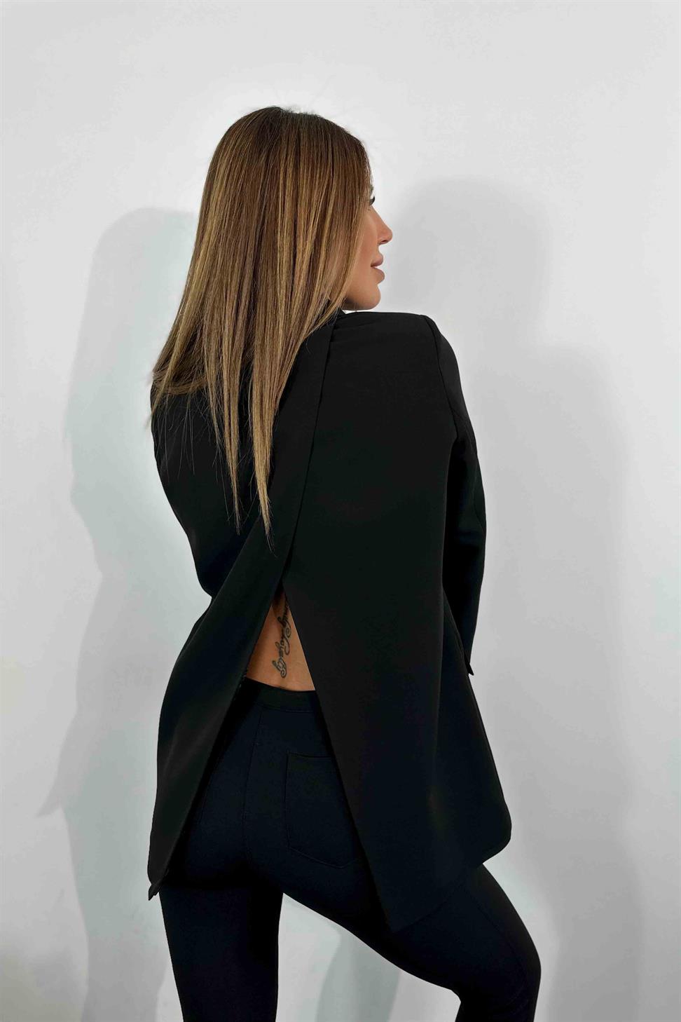 Krep Kumaş Sırtı Yırtmaçlı Şerit Detay Blazer Ceket Siyah