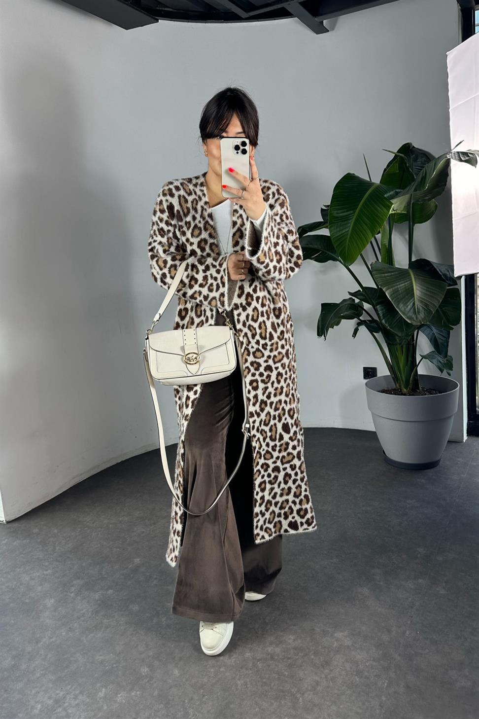 Leopar Desen Yumoş Uzun Kadın Hırka Vizon