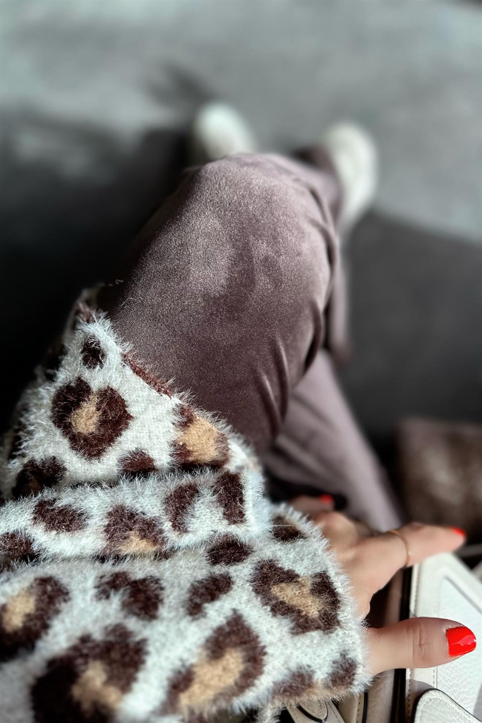 Leopar Desen Yumoş Uzun Kadın Hırka Vizon