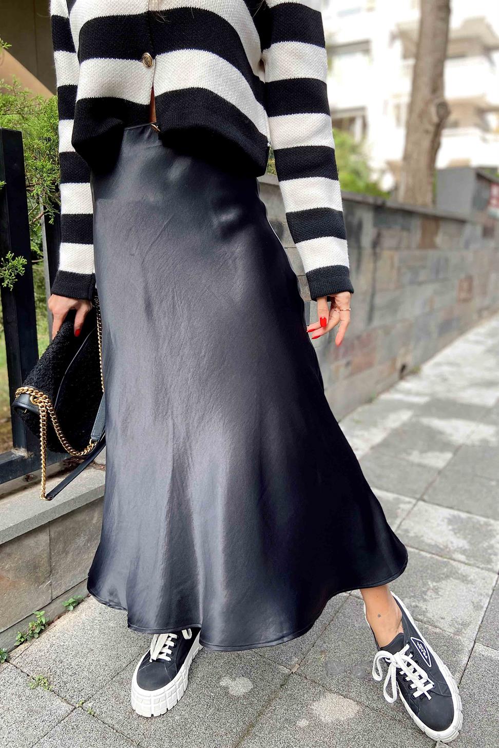 Lüks Kalite Saten Kumaş Beli Lastikli Etek Siyah