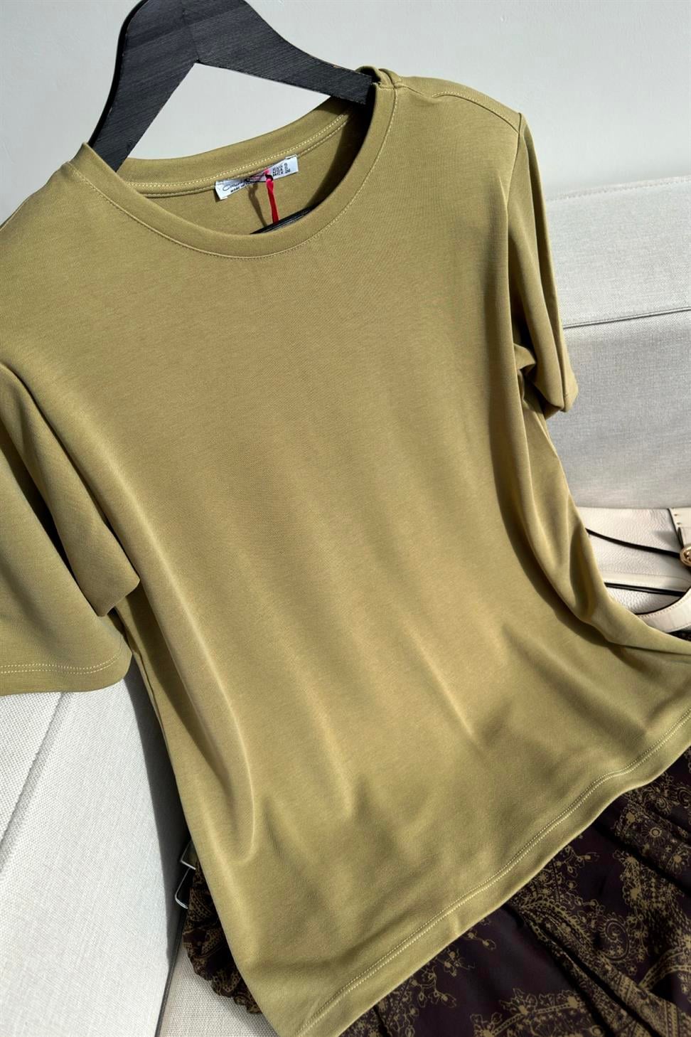 Lüks Kalite Vatkalı Basic Bluz Olive