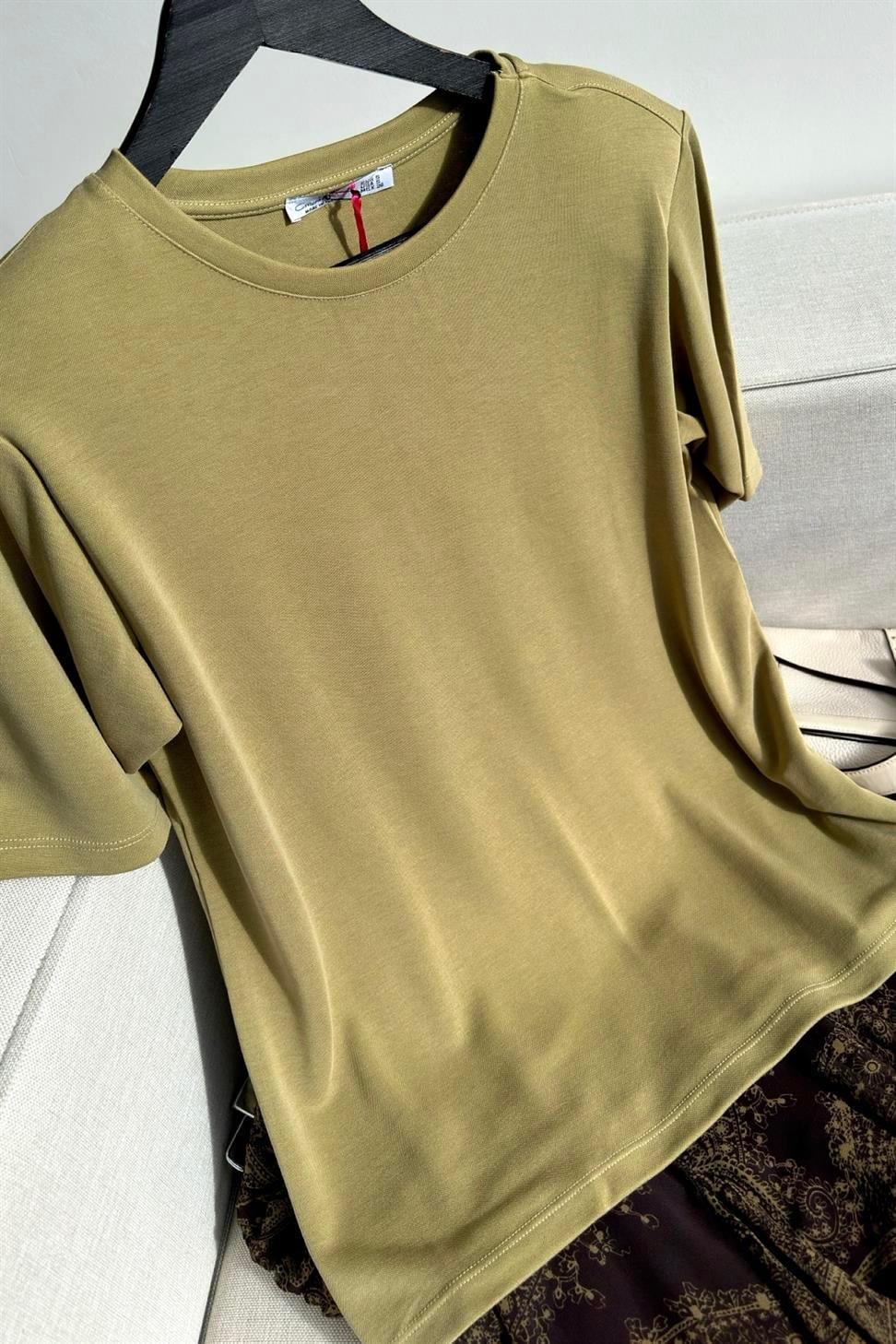 Lüks Kalite Vatkalı Basic Bluz Olive
