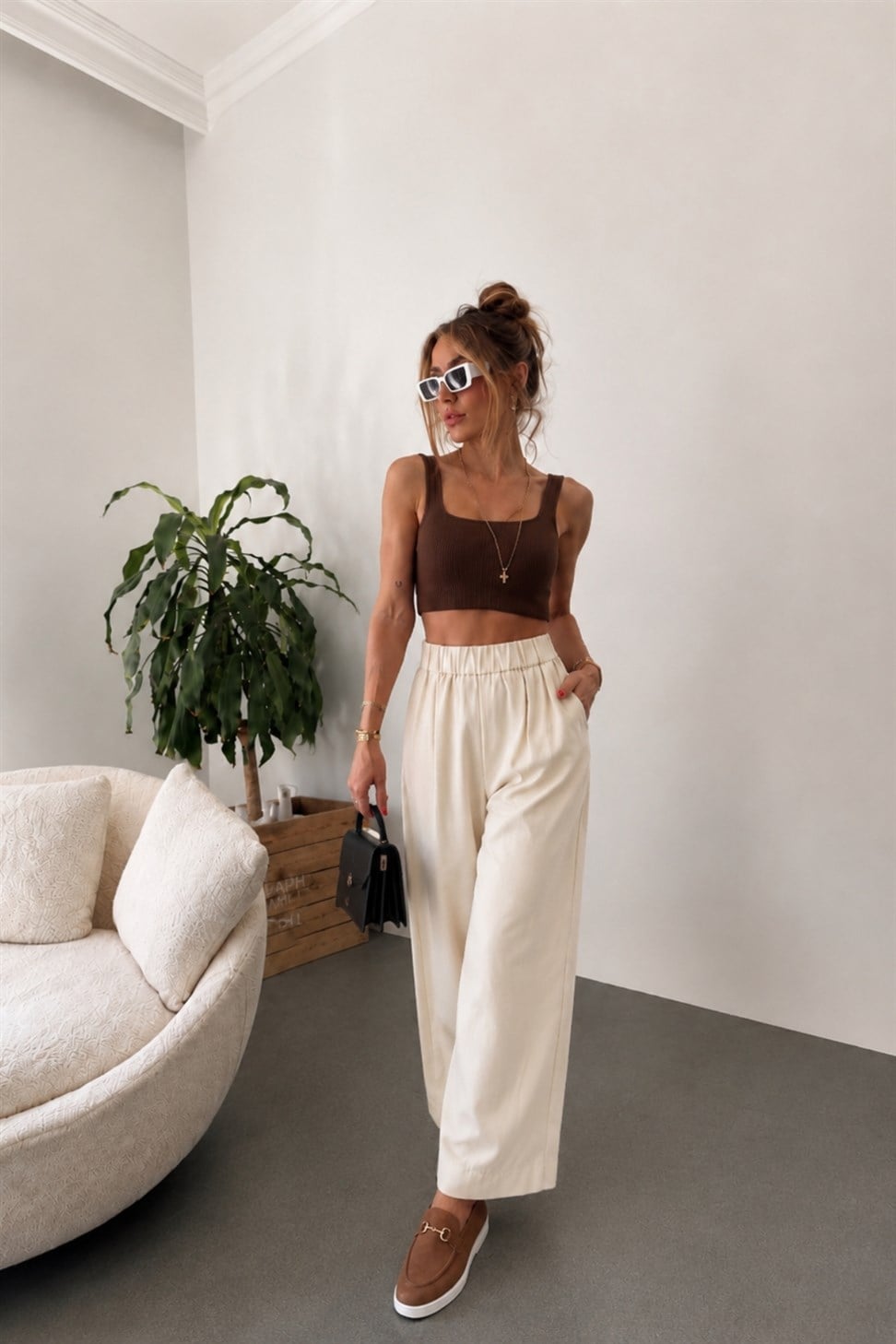 Marka Model Beli Lastik Detaylı Poplin Pantolon Taş