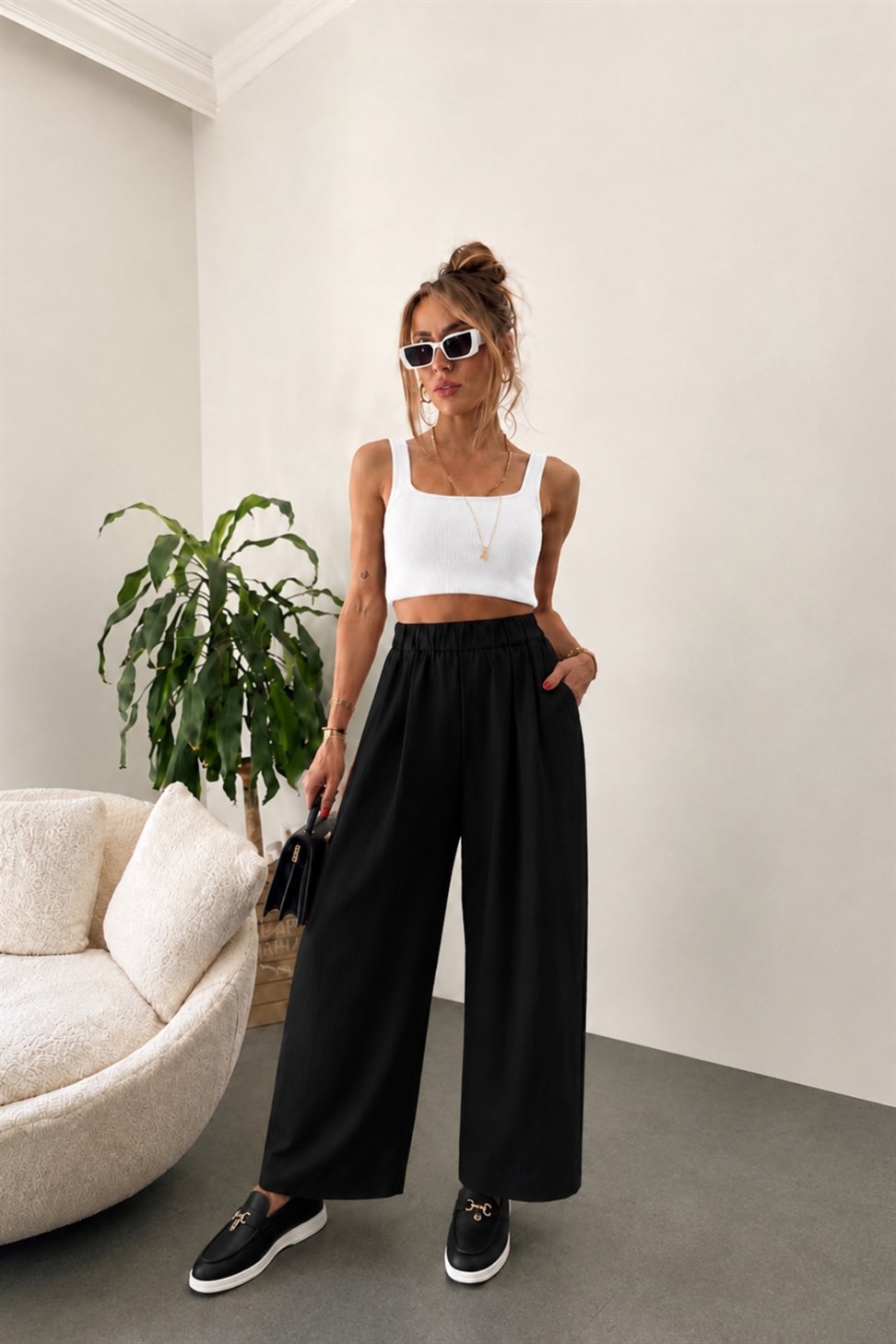 Marka Model Beli Lastik Detaylı Poplin Pantolon Siyah