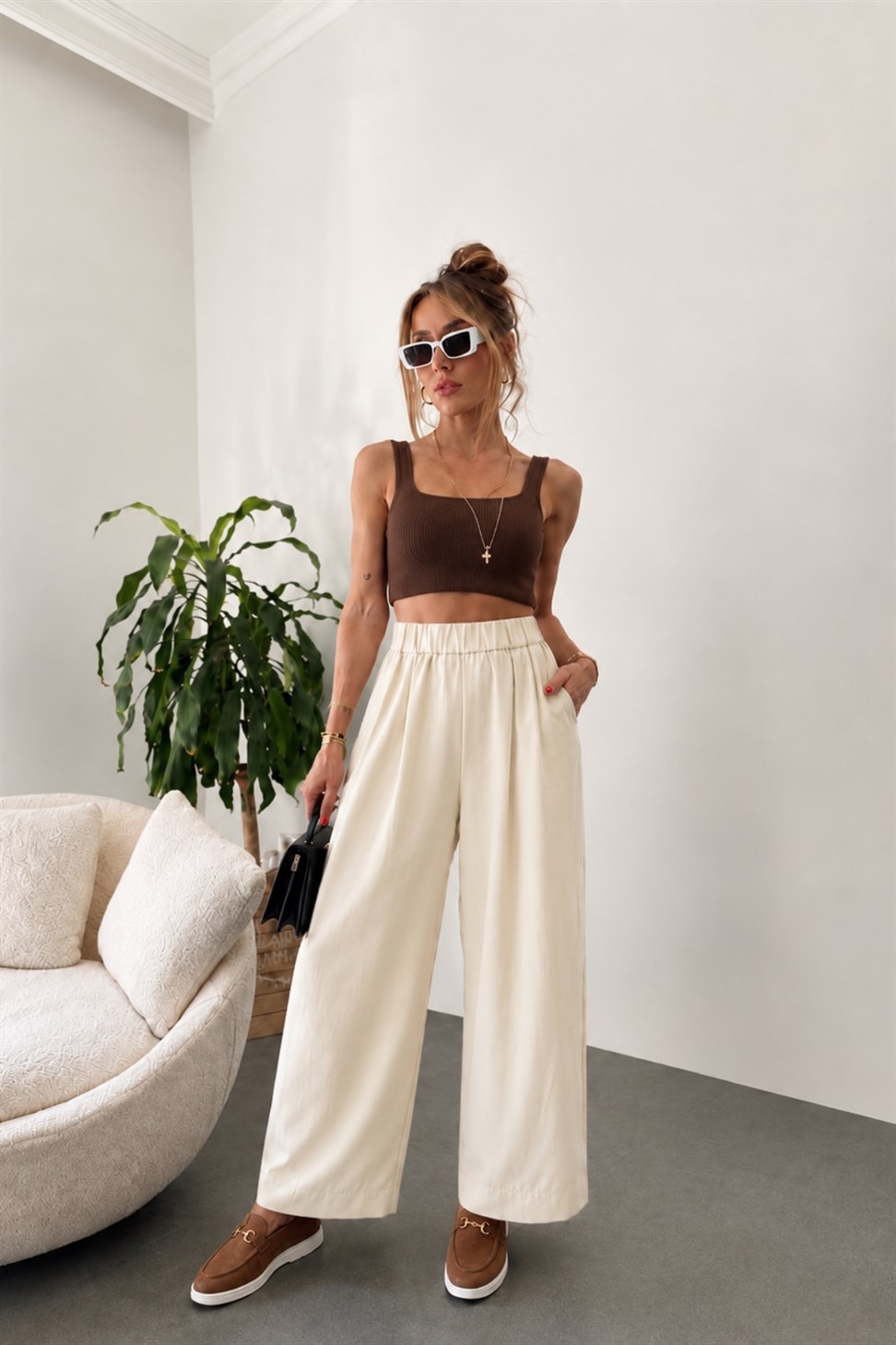 Marka Model Beli Lastik Detaylı Poplin Pantolon Taş