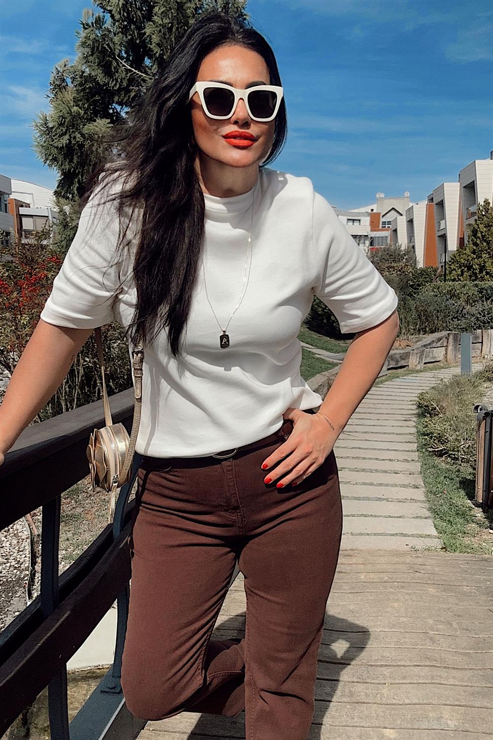 Marka Model Bisiklet Yaka Basic Bluz Ekru