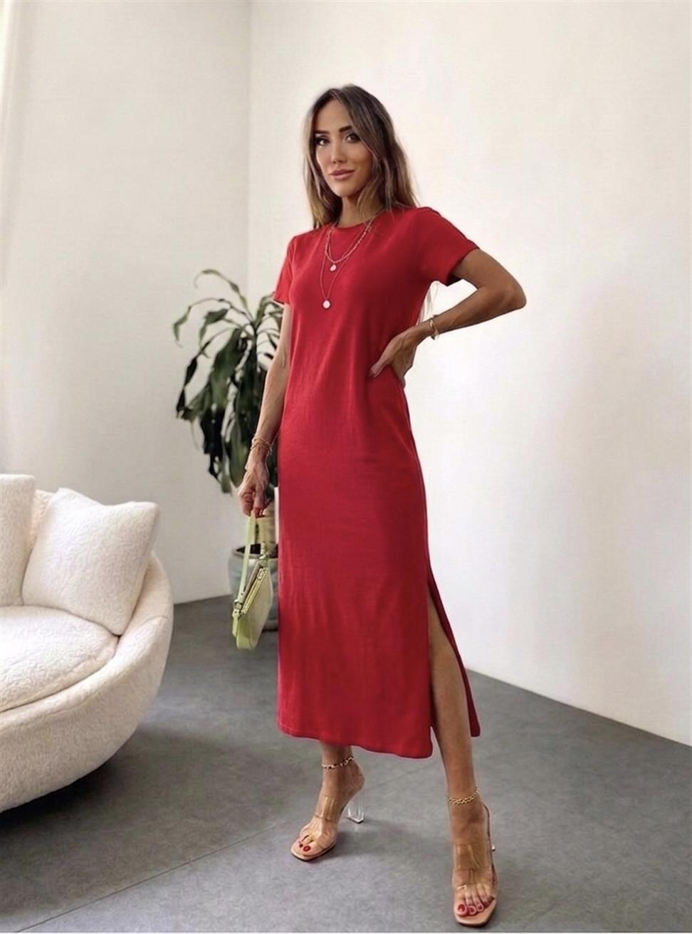 Marka Model Çift Yırtmaçlı Basic Elbise Kırmızı