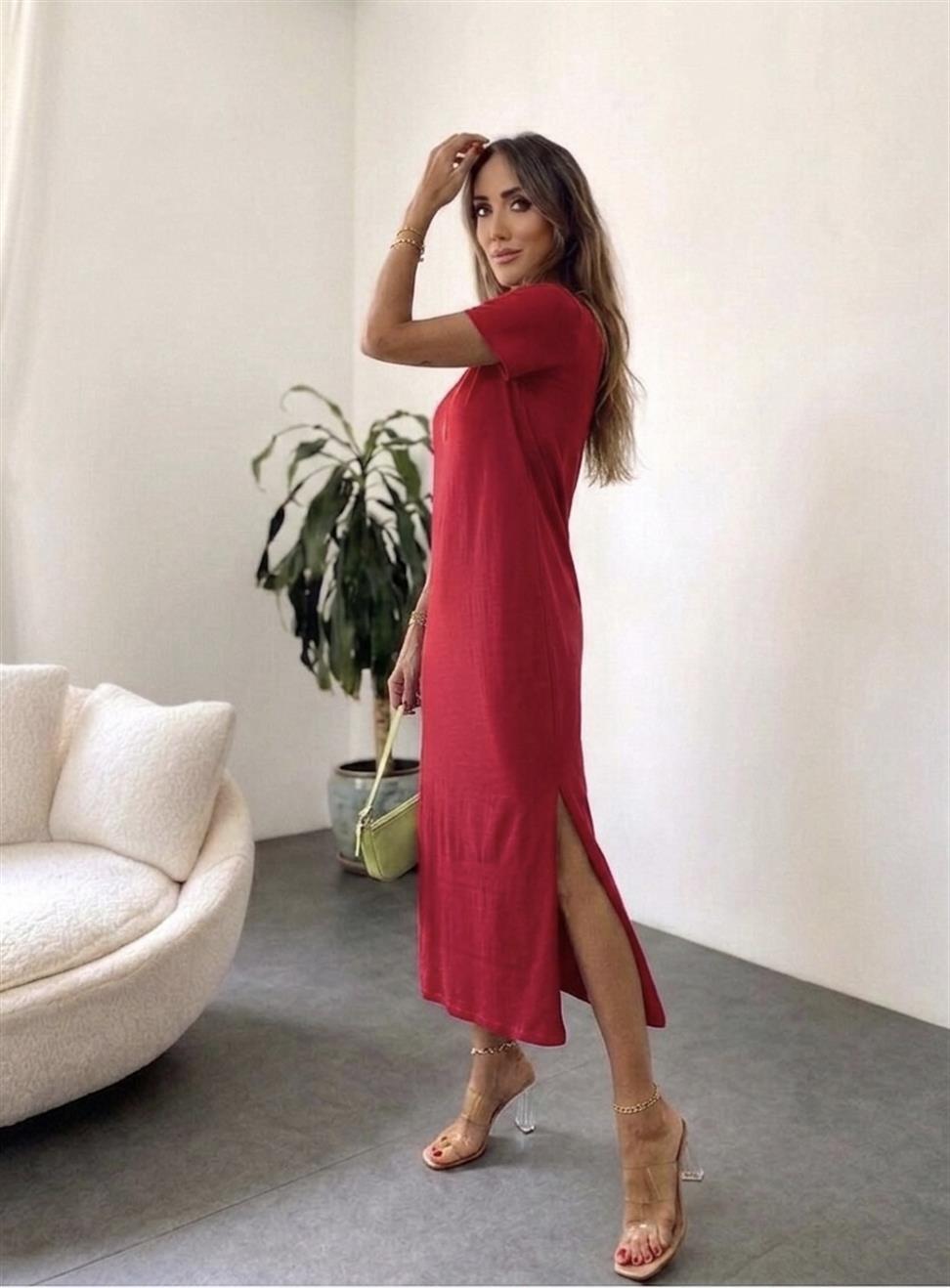 Marka Model Çift Yırtmaçlı Basic Elbise Kırmızı