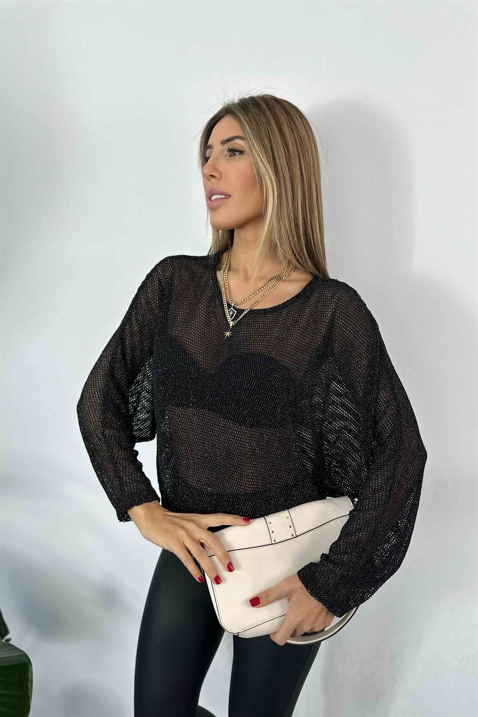 Marka Model Kayık Yaka Sim Detay File Bluz Siyah