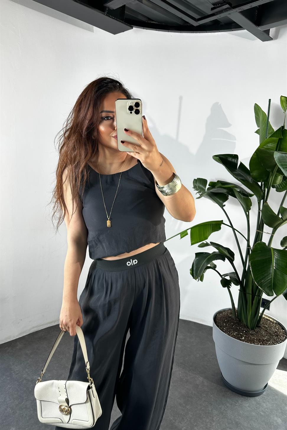 Marka Model Kolsuz Tensel İklili Takım Siyah