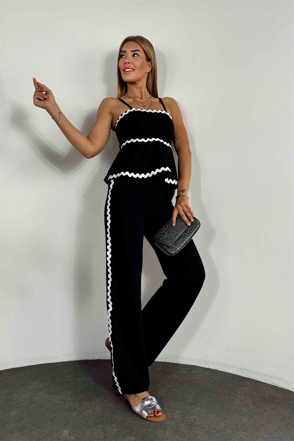 Marka Model Krep Kumaş Tasarım Takım Siyah