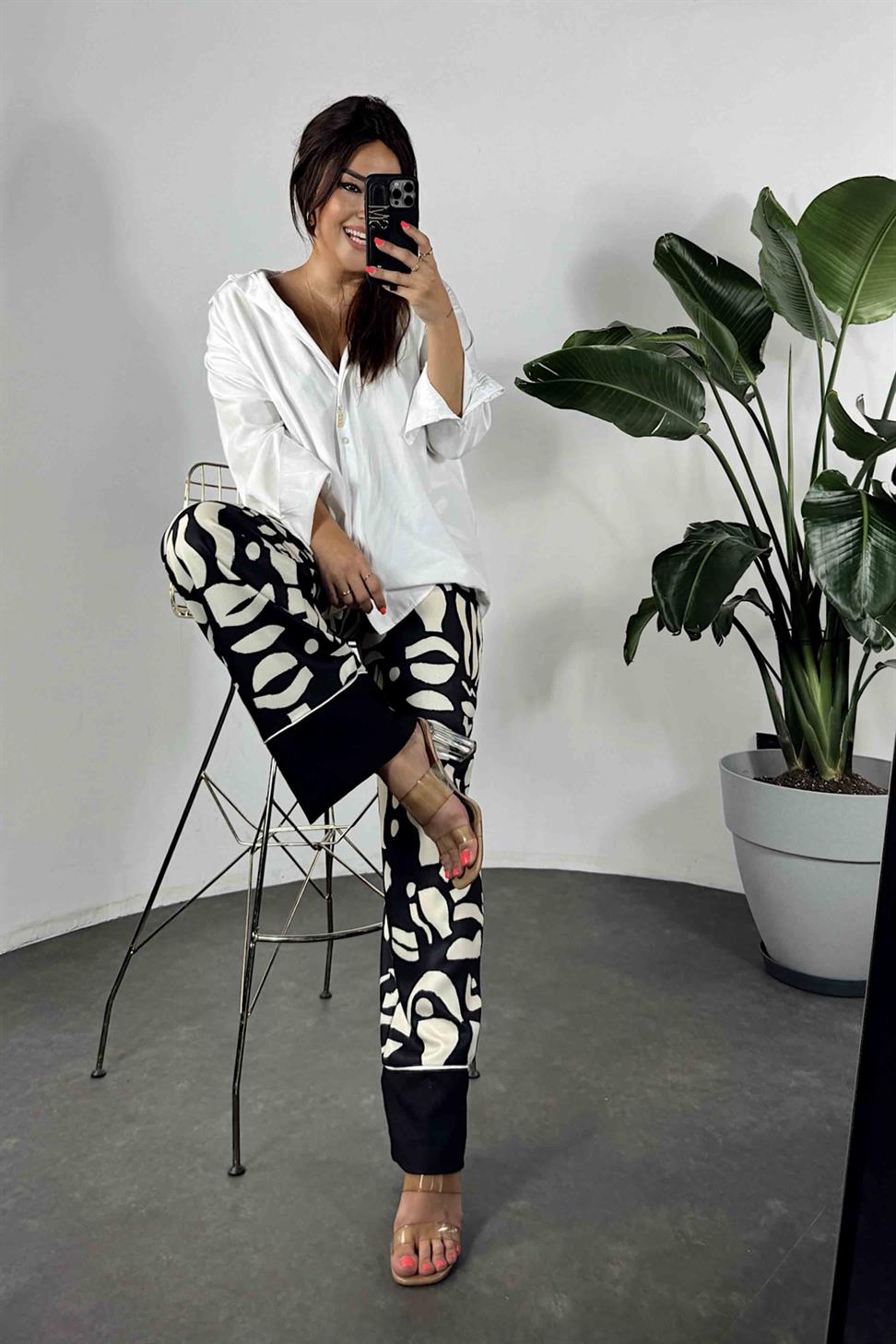 Marka Model Leopar Tasarım Kadın Pantolon Siyah