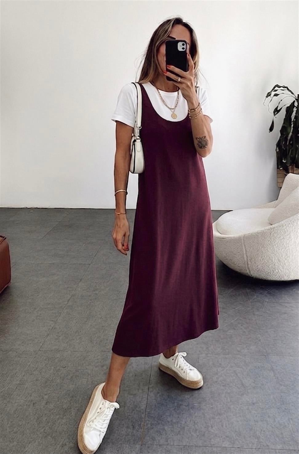 Marka Model Tshirt Detaylı Elbise Bordo