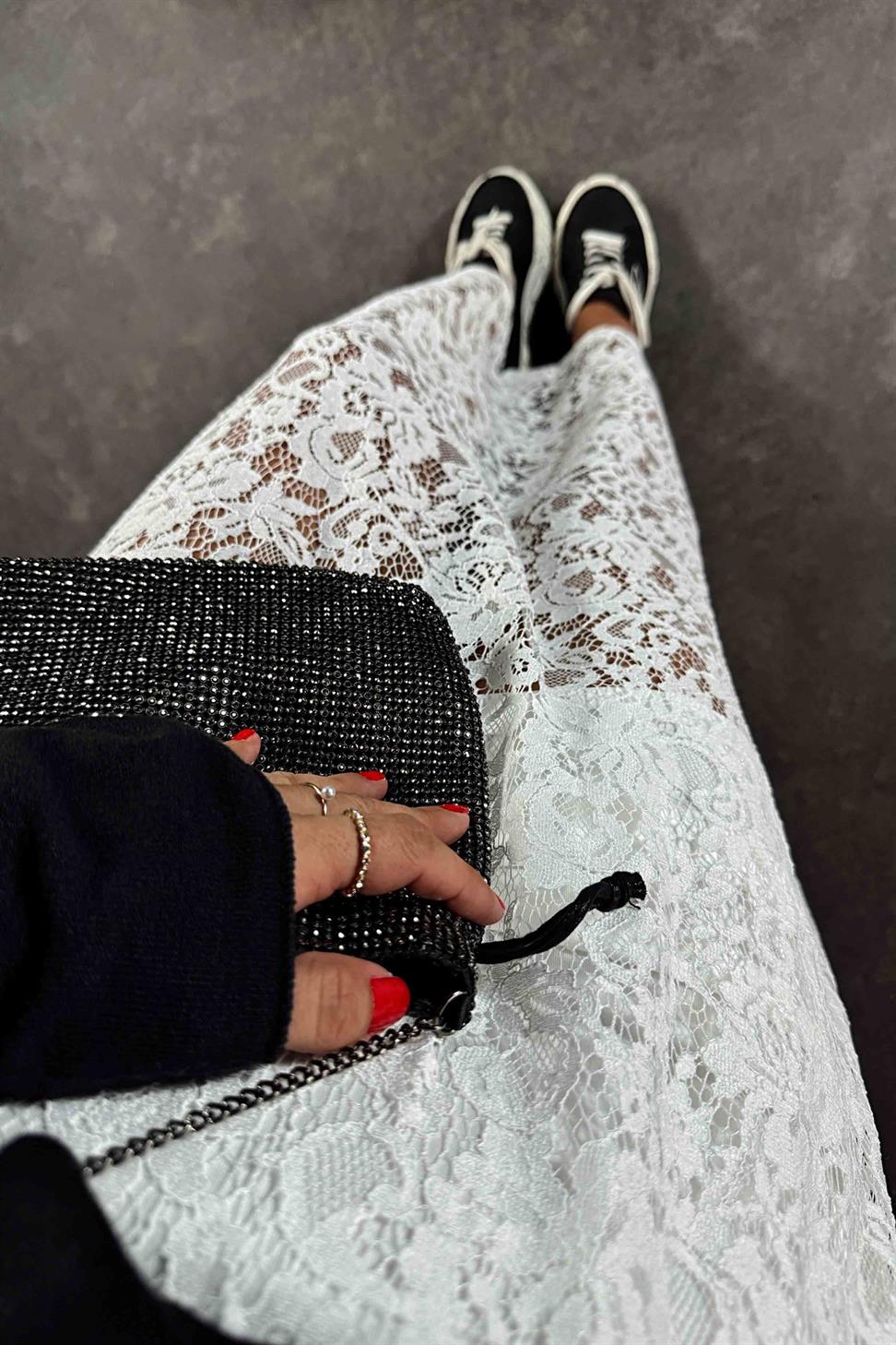 Mini Astarlı Dantel Detaylı Kloş Etek Beyaz