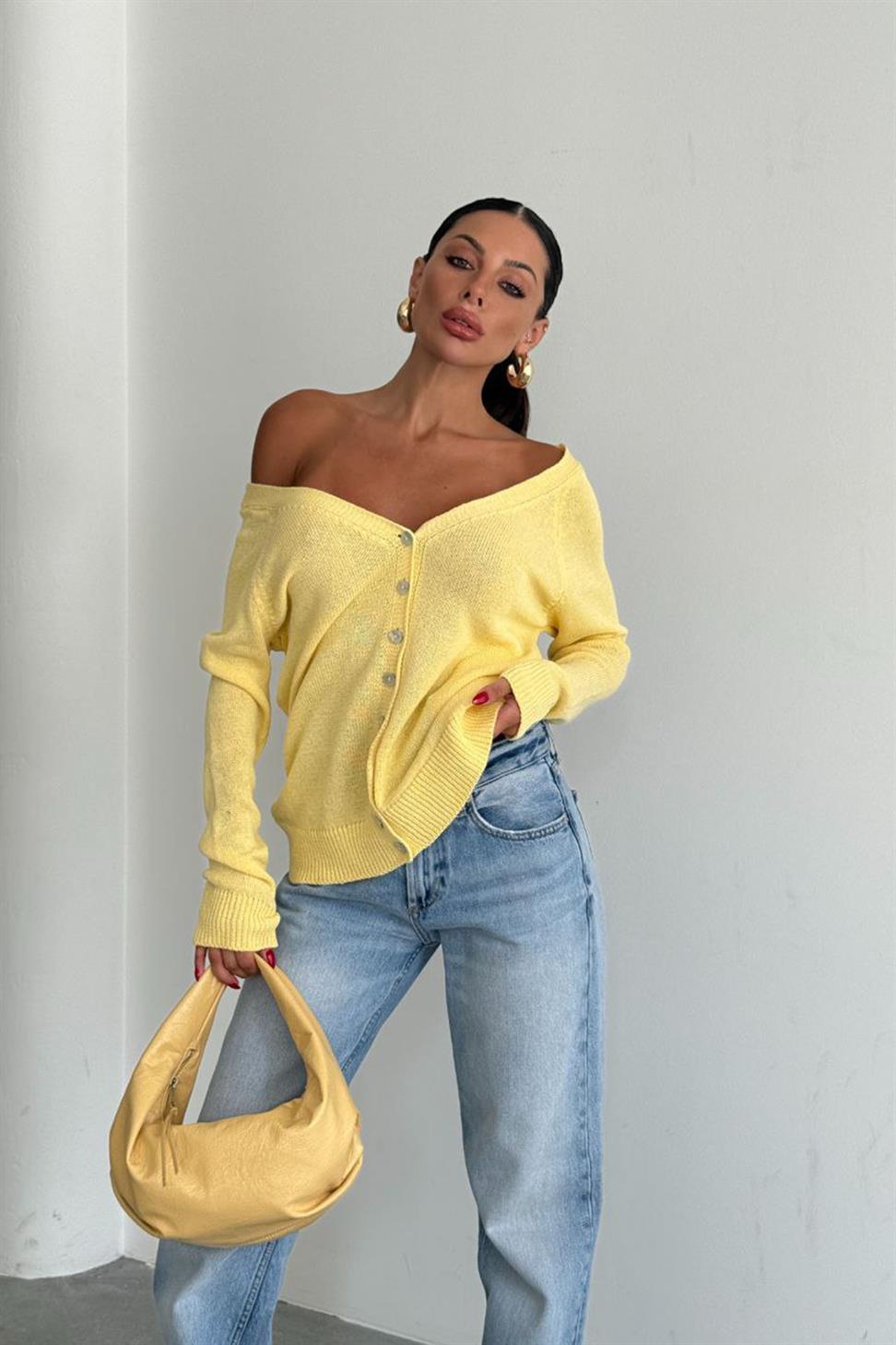 Modern Kesim Çift Taraf Düğmeli Tasarım Hırka Sarı