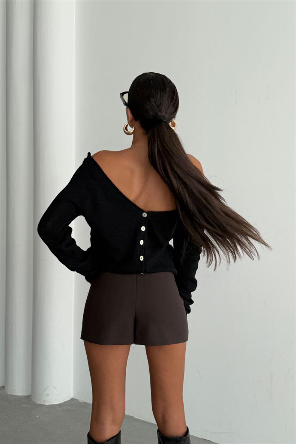 Modern Kesim Çift Taraf Düğmeli Tasarım Hırka Siyah