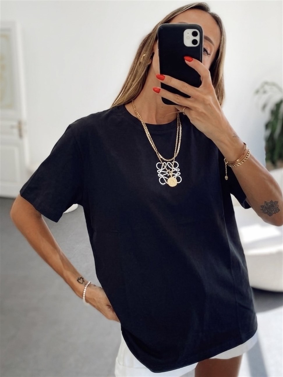 Nakış İşleme Detaylı Marka Model Basic Tshirt Siyah