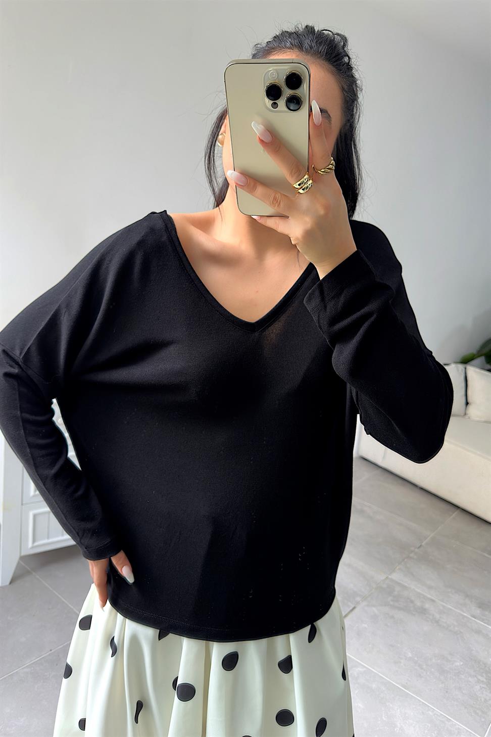 Ön Arka V Yaka Basic Bluz Siyah