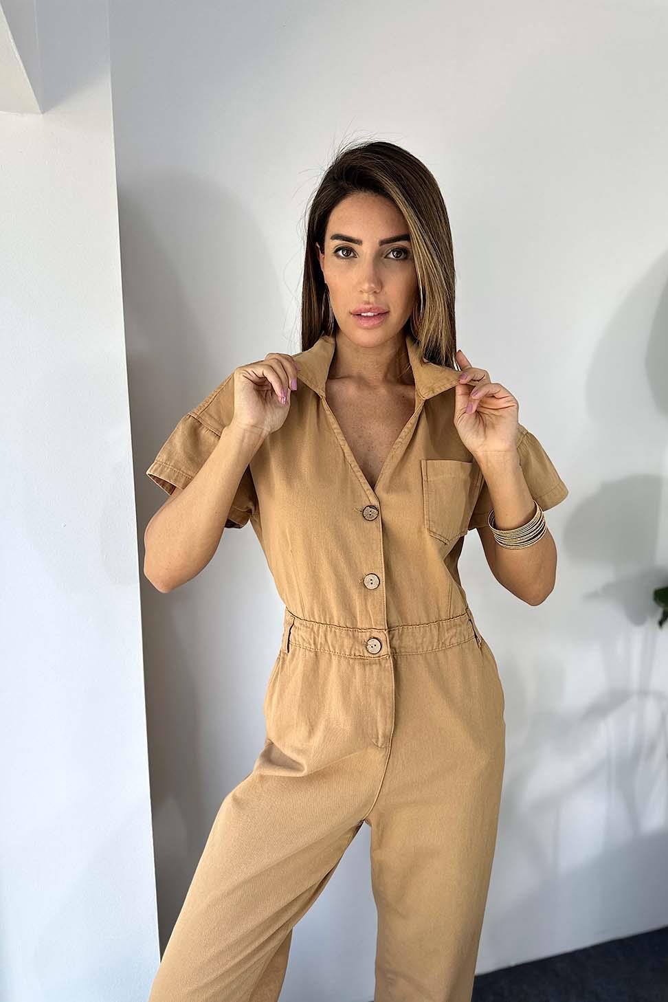 Orjinal Marka Pamuklu Kanvas Kumaş Düğme Detaylı Kadın Tulum Camel