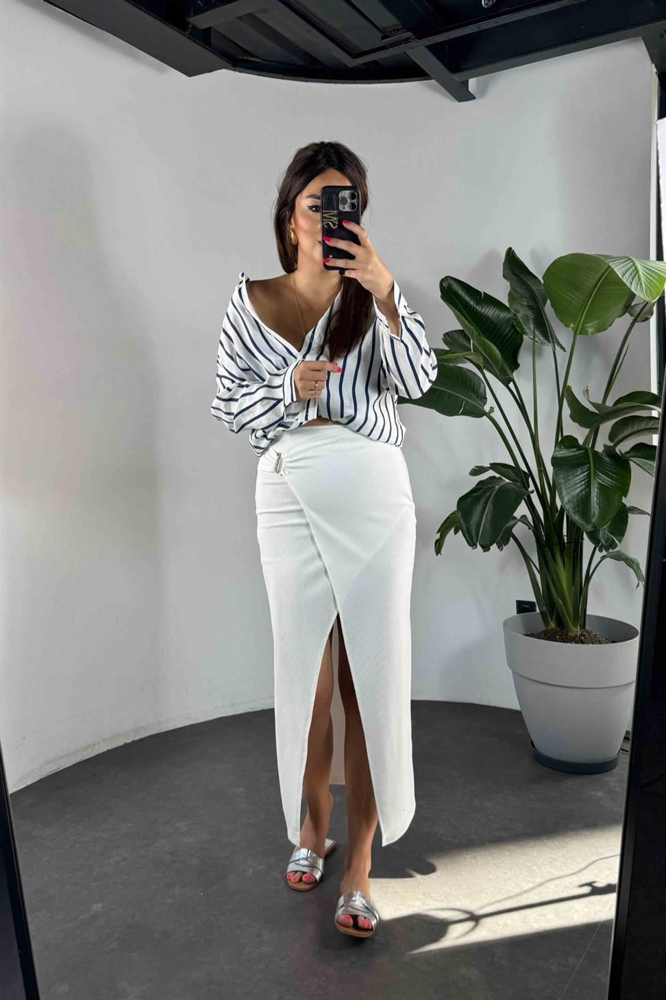 Ottoman Kumaş Önü Tokalı Etek Beyaz