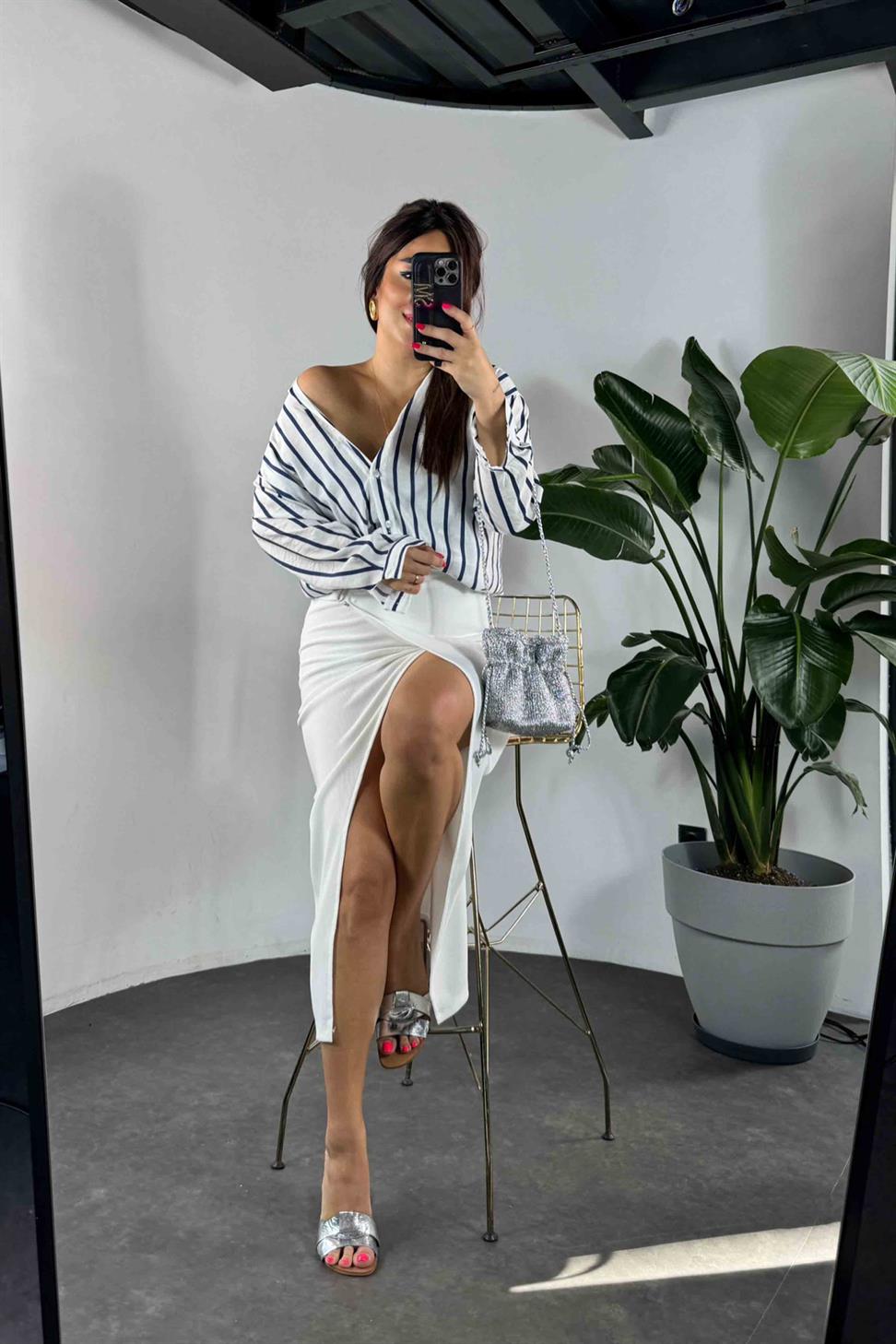 Ottoman Kumaş Önü Tokalı Etek Beyaz