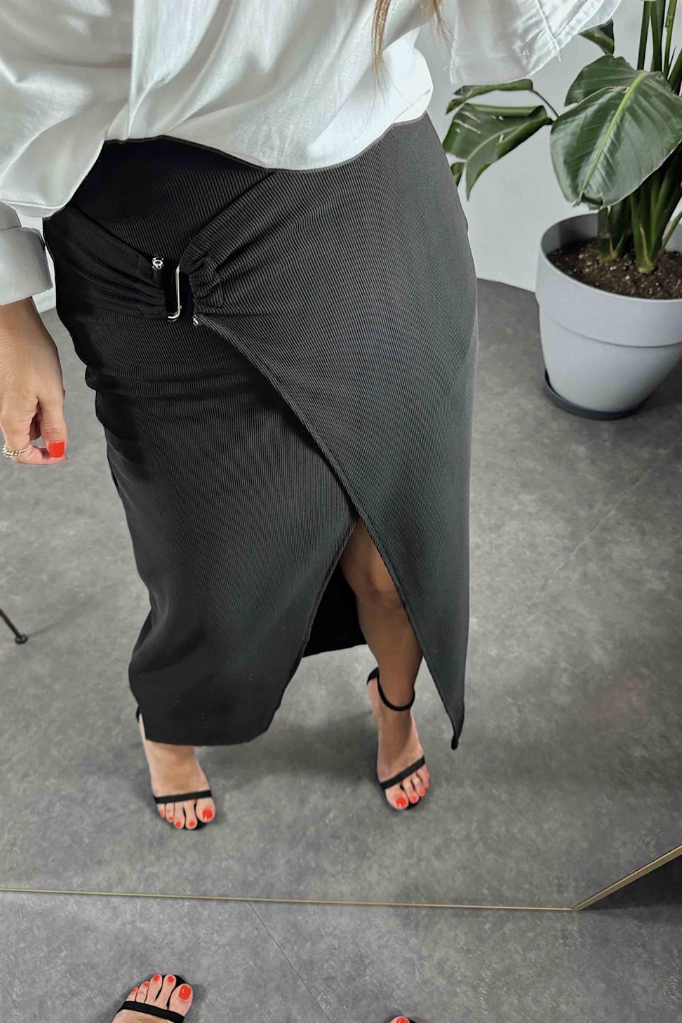 Ottoman Kumaş Önü Tokalı Etek Siyah