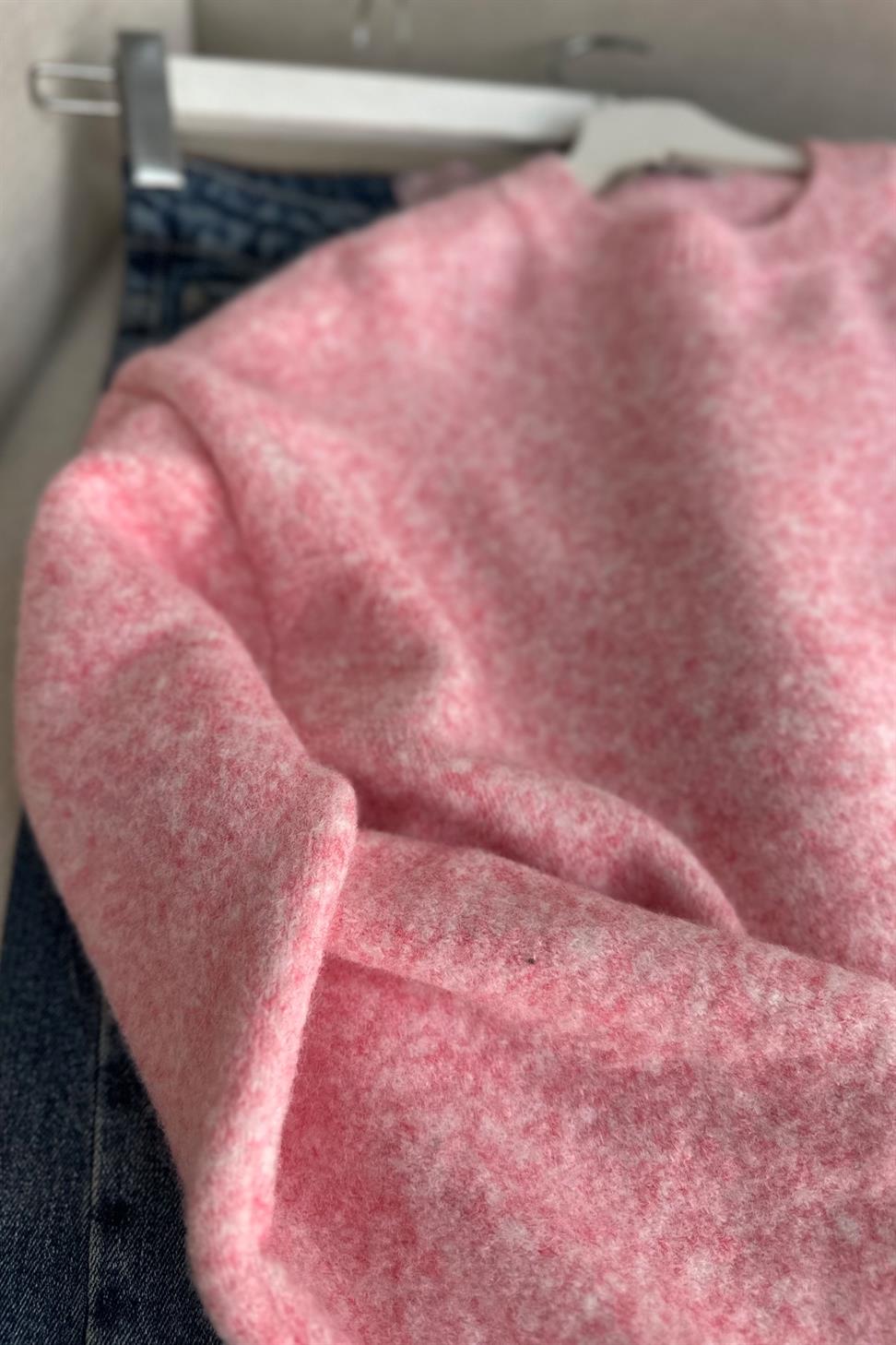Özel Dokulu Marka Model Yumoş Kazak Pembe