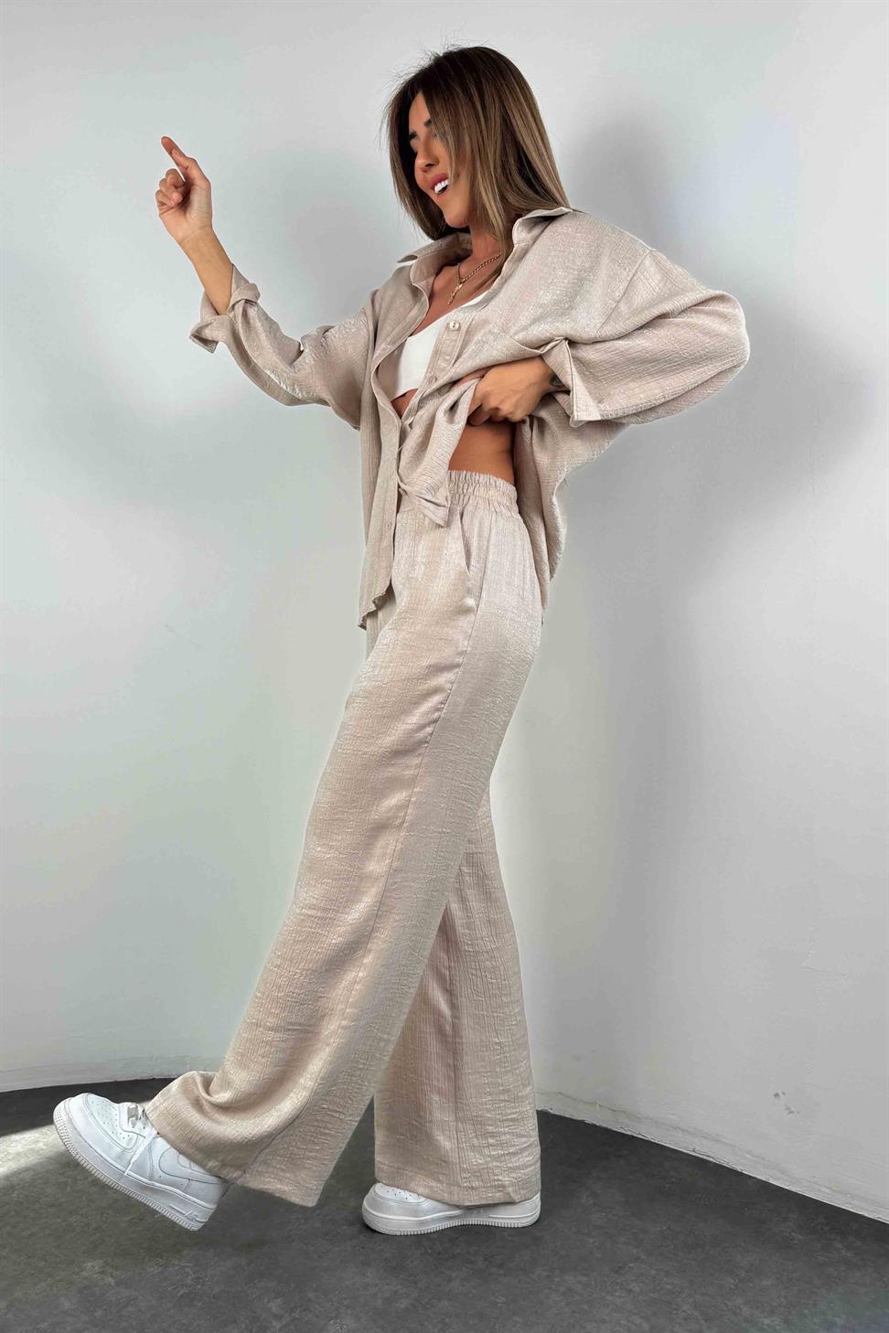 Parlak Kumaş İkili Kadın Takım Bej