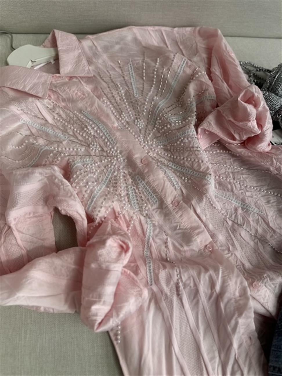 Pembe Boncuk İşleme Çesil Gömlek