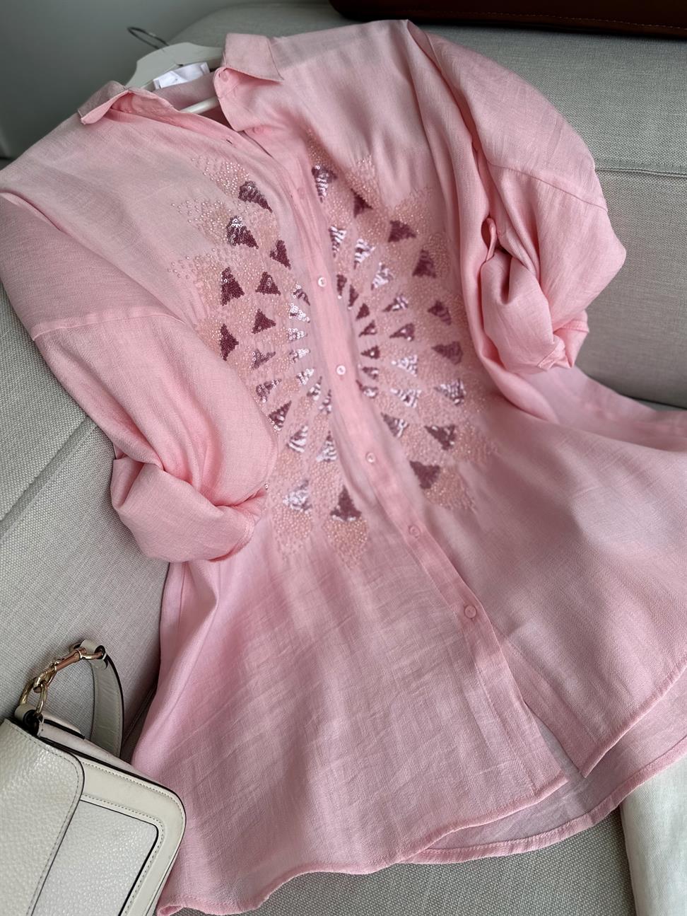 Pembe Serpme Boncuk ve Pul İşlemeli Eftelya Gömlek