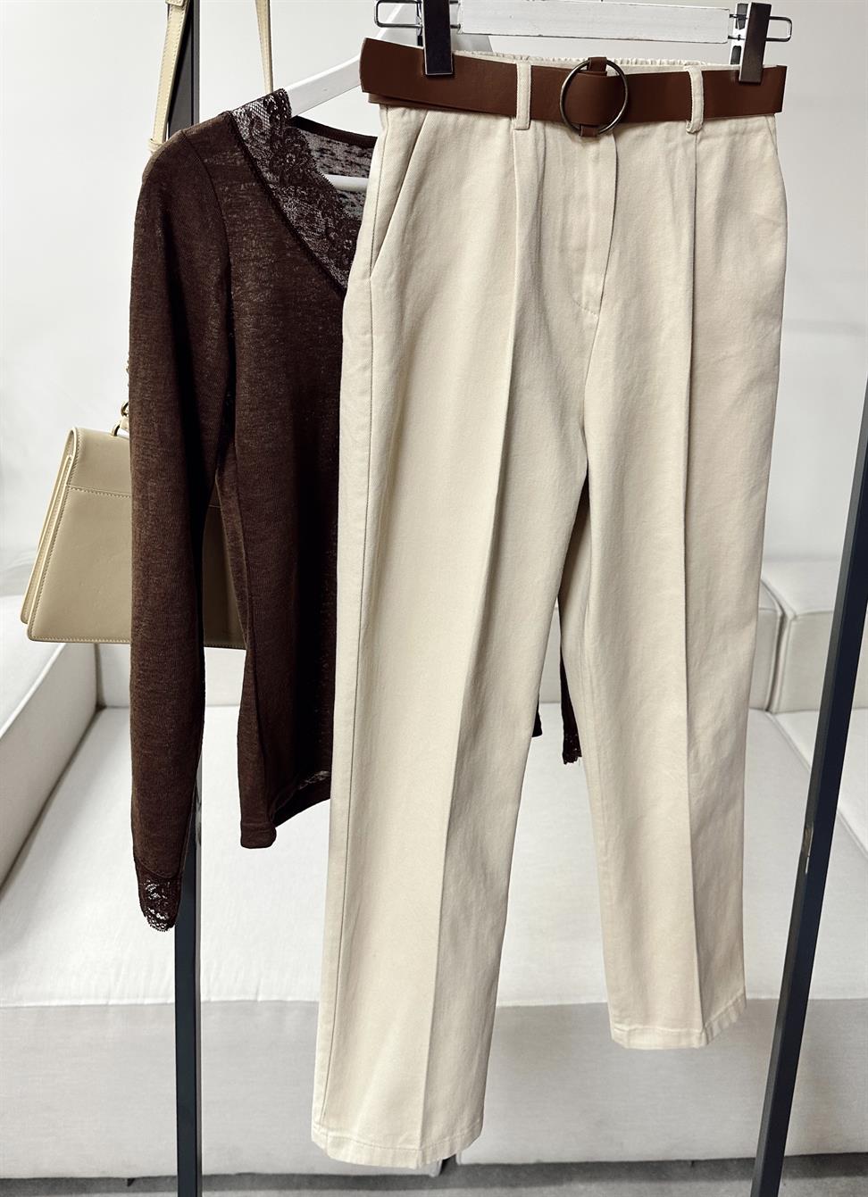 Perla Taş Kemerli Gabardin Pantolon