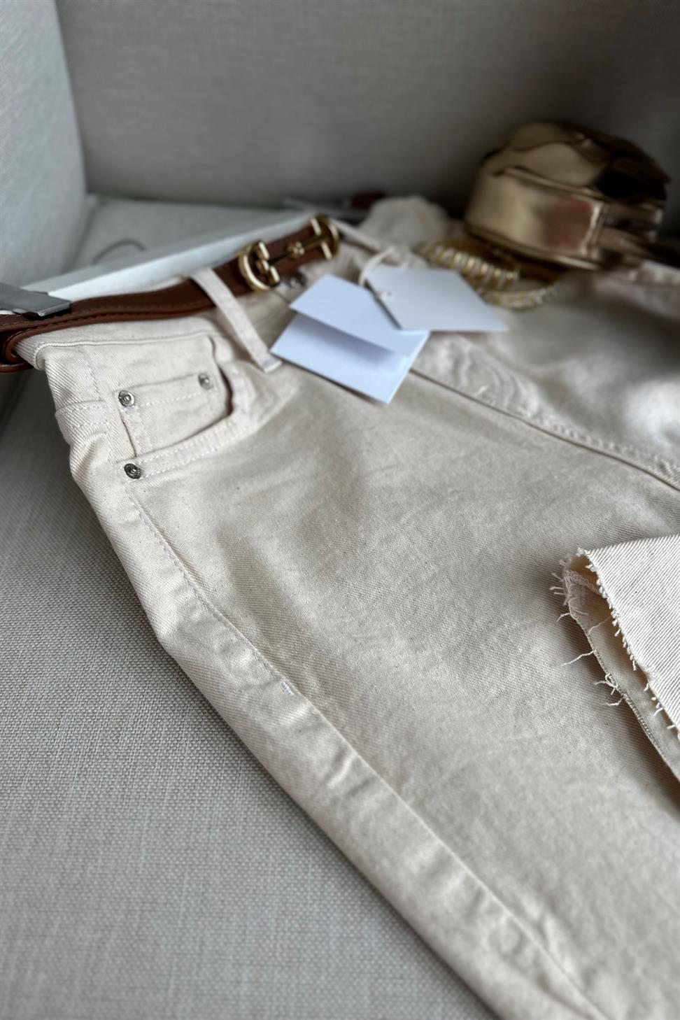 Premium Dokulu Yüksek Bel Yarı İspnayol Jean Pantolon Bej