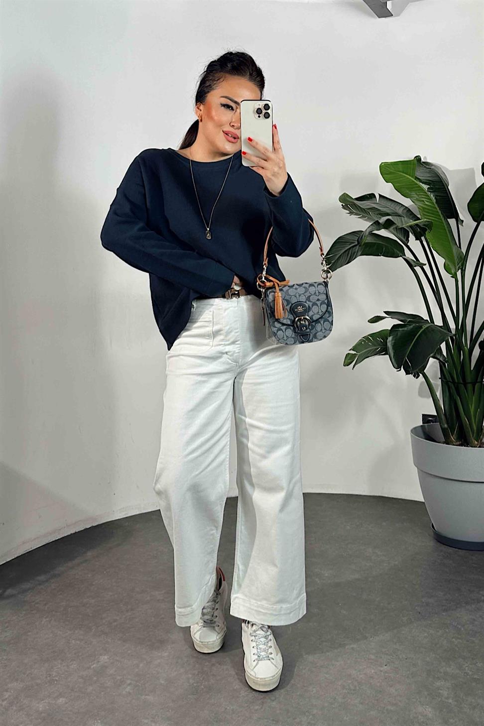 Premium Kalite Bisiklet Yaka Basic Yumoş Bluz Lacivert